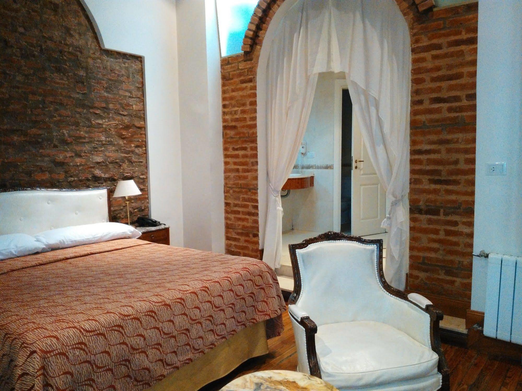 Hotel A&B Internacional Buenos Aires Exteriör bild